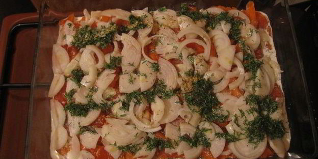 деликатная запеканка из форели и картофеля