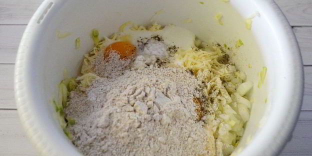 кабачковая запеканка с творогом