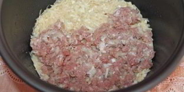 картофельно-мясная запеканка в мультиварке