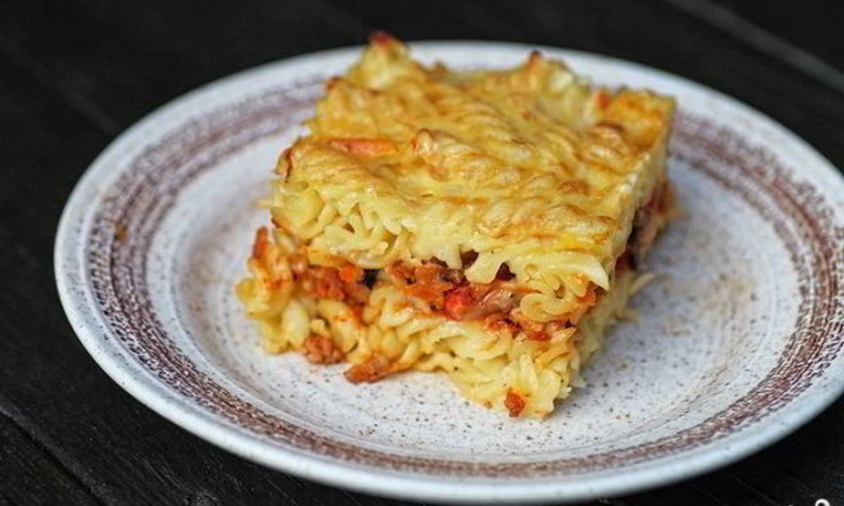 Рецепт макаронной запеканки с сосиской