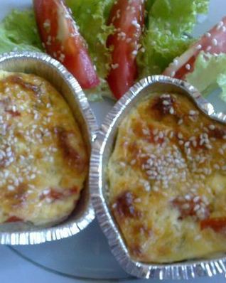 Творожные мини-запеканки с сыром и овощами