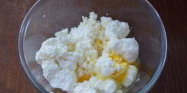 яблочная запеканка с корицей