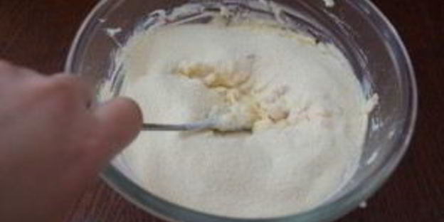 яблочная запеканка с корицей