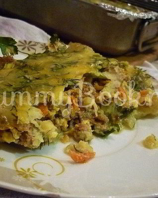 Запеканка из кабачков и фарша под сырно-яичной заливкой