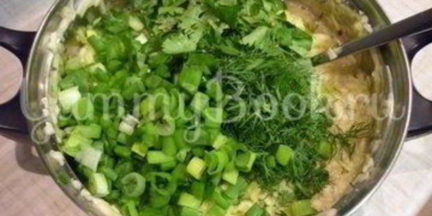 запеканка из кабачков и фарша под сырно-яичной заливкой