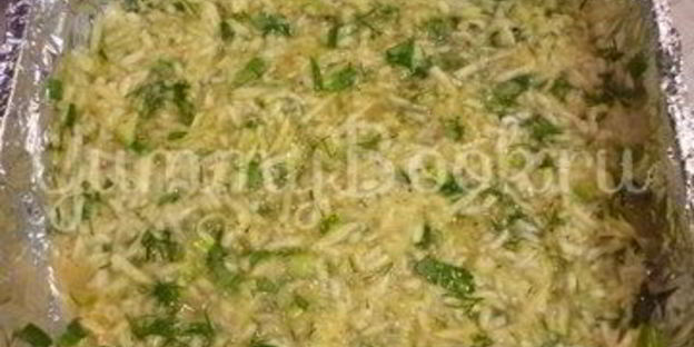 запеканка из кабачков и фарша под сырно-яичной заливкой