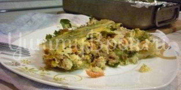 запеканка из кабачков и фарша под сырно-яичной заливкой