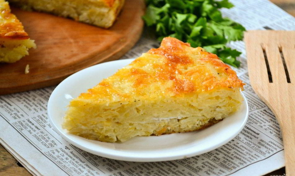 Рецепт запеканки из тертого картофеля с сыром и чесноком