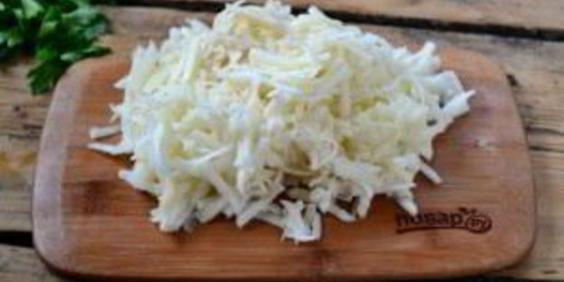 запеканка из тертого картофеля с сыром и чесноком