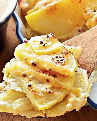 Запеканка картофельная с луком-пореем