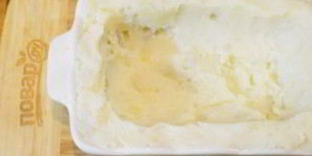 запеканка с грибами и картофельным пюре
