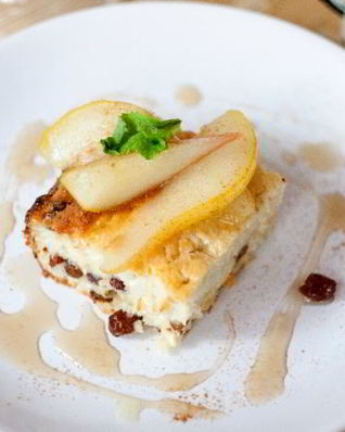 Запеканка творожная с изюмом в духовке