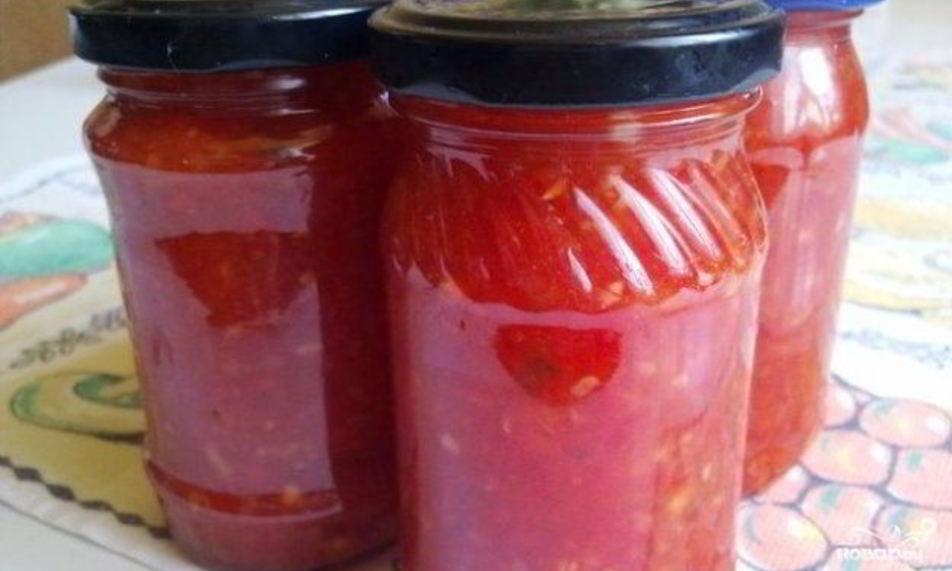 Рецепт аджики из красной смородины на зиму