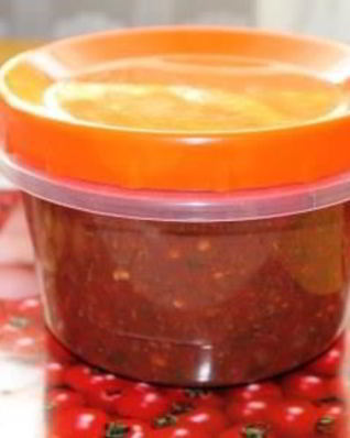 Аджика из помидоров и перца