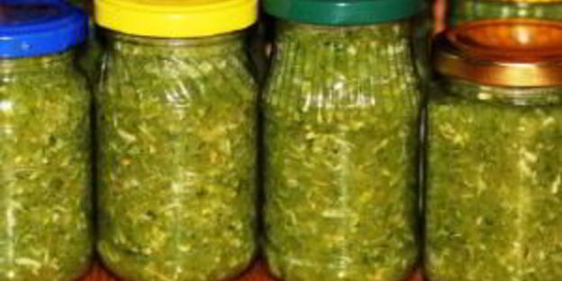 аджика из зеленых помидоров на зиму