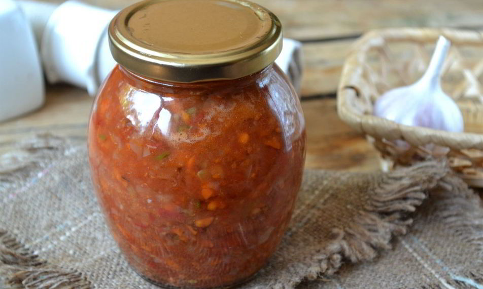 Рецепт аджики с морковью и помидорами