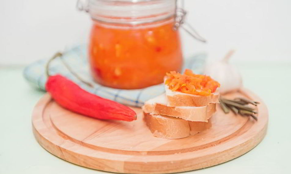 Рецепт аджики с морковью