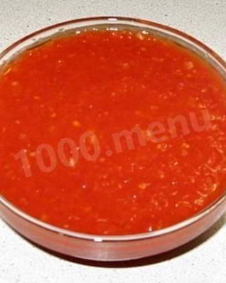 Аджика со сладким перцем яблоками и чесноком