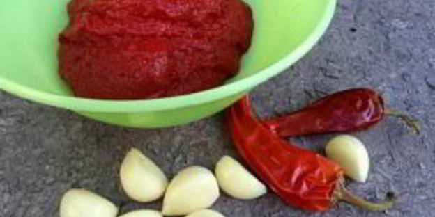 аджика со сливами