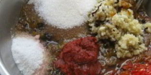 аджика со сливами