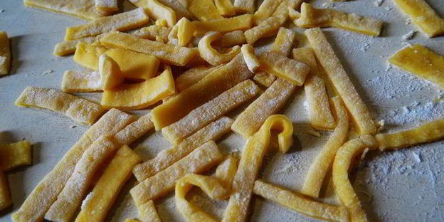 бухарское — таджикское калеве