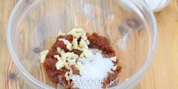 куриная грудка в аджике