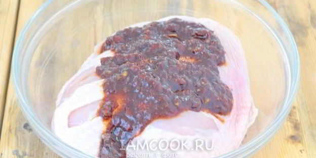 куриная грудка в аджике