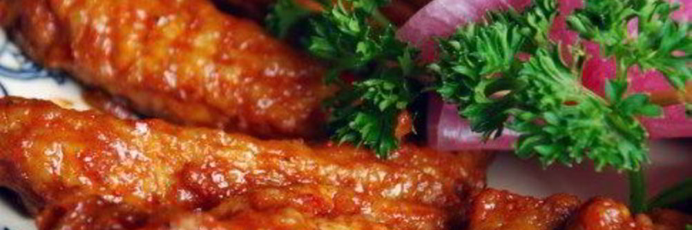 Куриные крылышки с аджикой и чесноком