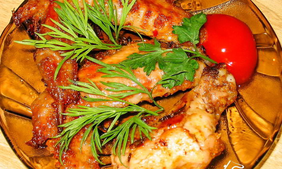 Рецепт куриных крылышек в аджике