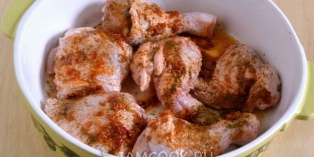 курица, запеченная с аджикой