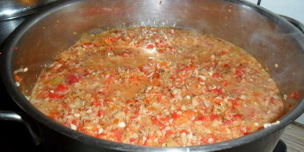 ореховая аджика