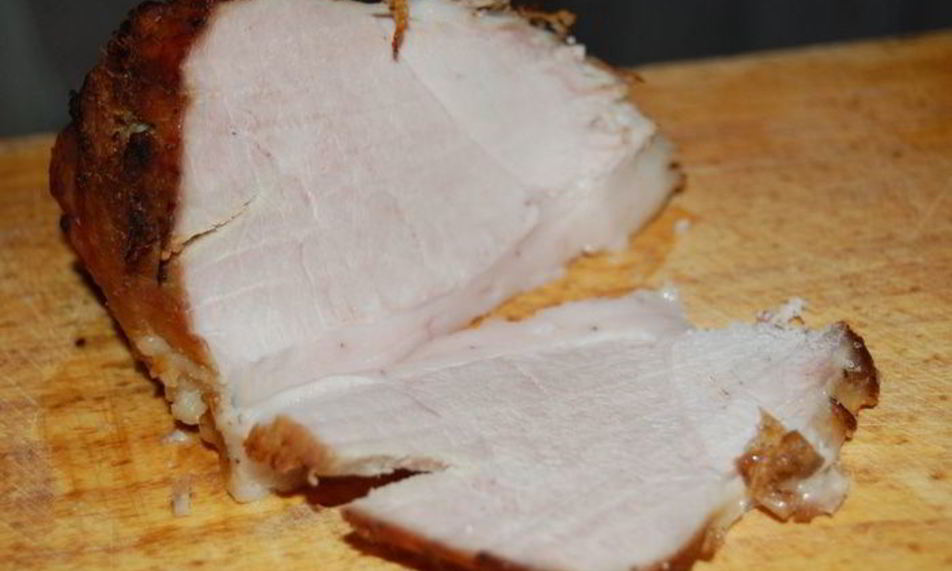 Рецепт свиного окорока варено-печеный в аджике