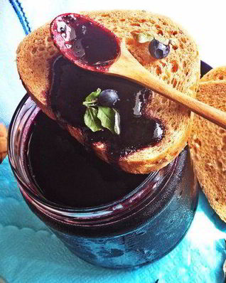 Черничный джем из духовки