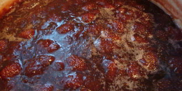 клубничный джем с ванилью и черным перцем