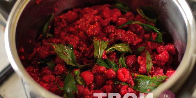 малиновый джем с мятой