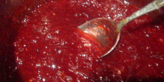 постные булочки с клюквенным джемом