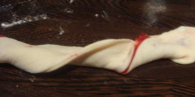 постные булочки с клюквенным джемом