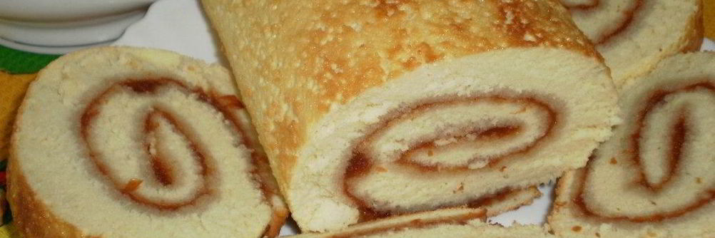 Рулет с яблочным джемом