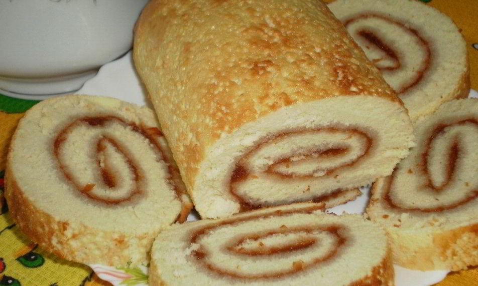 Рецепт рулета с яблочным джемом