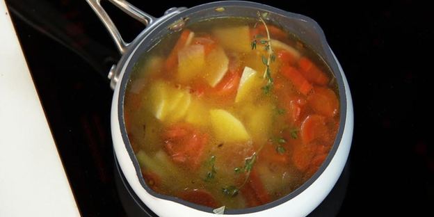 сельдь конфи с пармантье и свекольным джемом