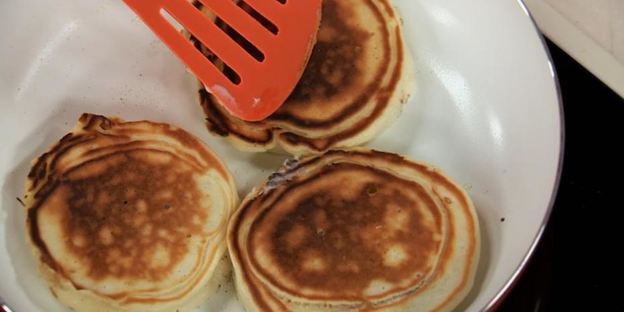 сметанные пампушки с джемом