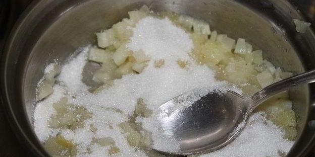 трубочки с ананасовым джемом