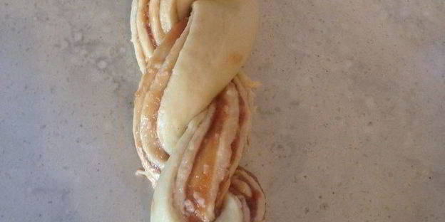 творожная коса с джемом