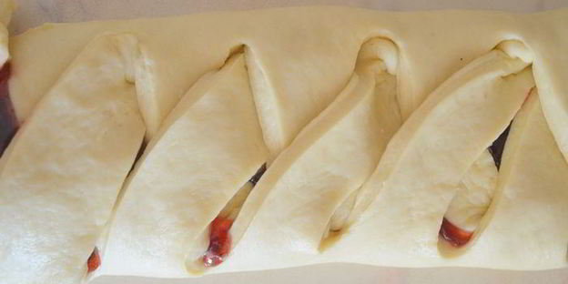 винер брод с клубничным джемом — вкуснейшая датская выпечка