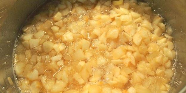 яблочный джем с карамелью