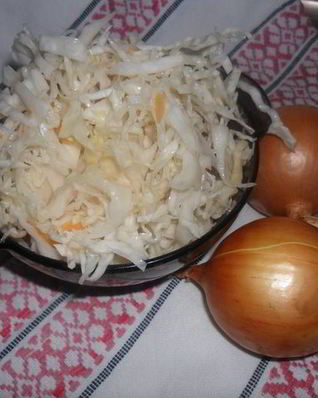 Хрустящая квашеная капуста