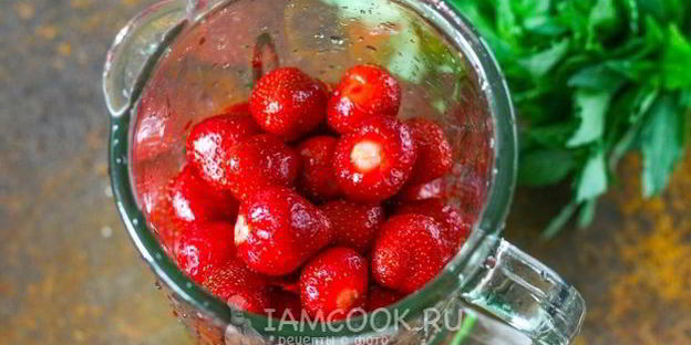 клубничное пюре на зиму