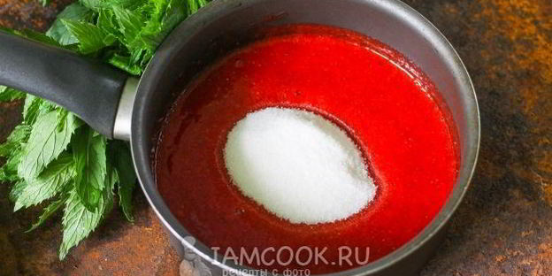 клубничное пюре на зиму