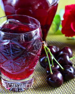 Быстрый компот из черешни