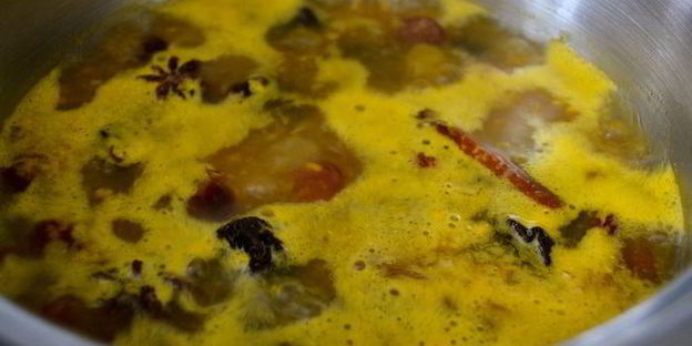 густой компот из сухофруктов со специями